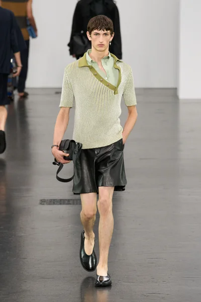 Look 36